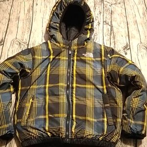 The North Face boys down coat reversible plaid black size 7-8